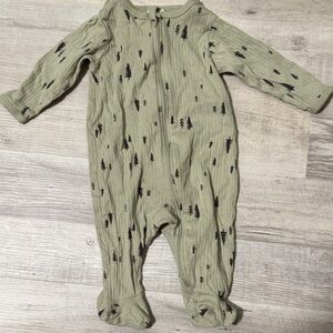 Gerber Tree Print Kids Footie